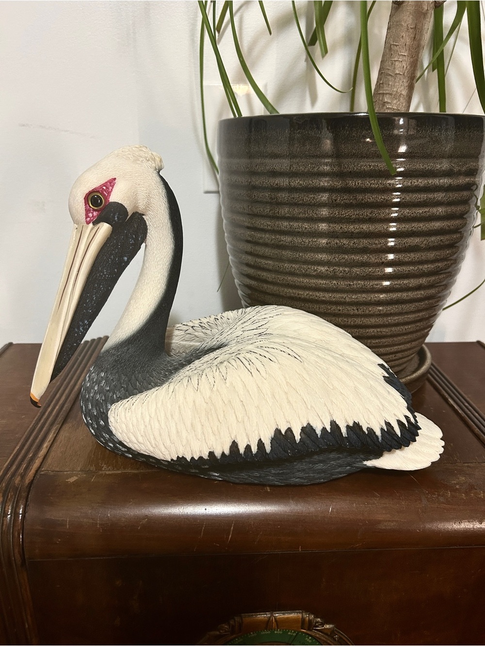 Resin Pelican Beach Decor